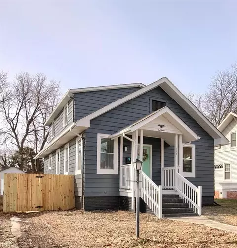 115 Locust Ave, Hampton, VA 23661 photo 2