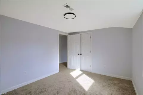 115 Locust Ave, Hampton, VA 23661 photo 17