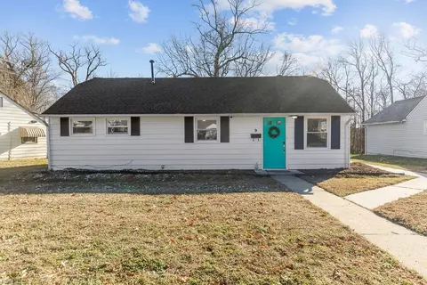 9 Jordan Dr, Hampton, VA 23666