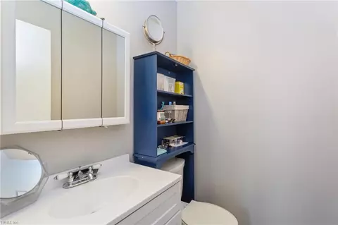 116 N First St, Hampton, VA 23664 photo 15