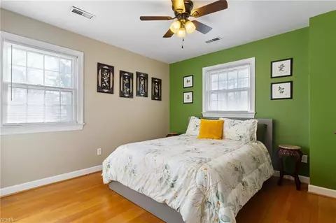 127 Wilderness Rd, Hampton, VA 23669 photo 36