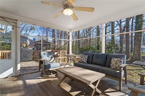 127 Wilderness Rd, Hampton, VA 23669 photo 38