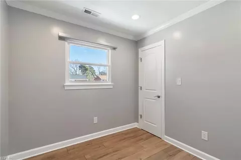 Bedroom - 211 Manchester Dr, Hampton, VA 23666 photo 1 of 4