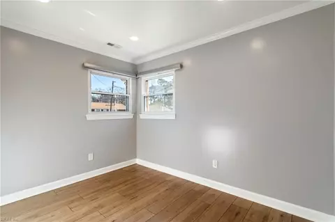 Bedroom - 211 Manchester Dr, Hampton, VA 23666 photo 2 of 4