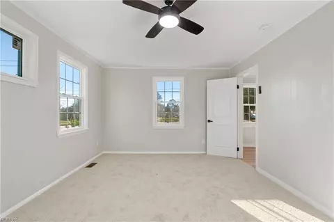 7100 Gregory Dr, Norfolk, VA 23513 photo 11