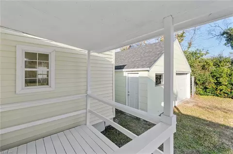 7100 Gregory Dr, Norfolk, VA 23513 photo 3