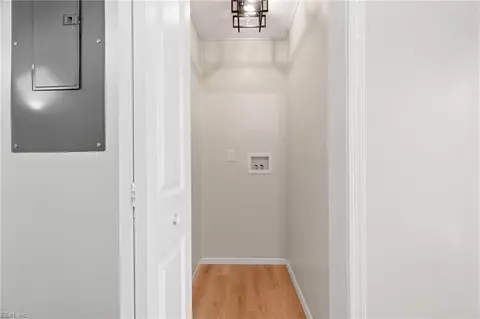 7100 Gregory Dr, Norfolk, VA 23513 photo 8