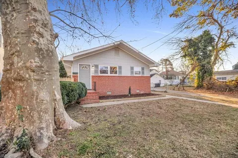 19 S Juniper St, Hampton, VA 23669
