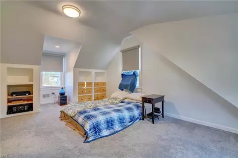 Bedroom - 317 E Randall Ave, Norfolk, VA 23503 photo 4 of 5