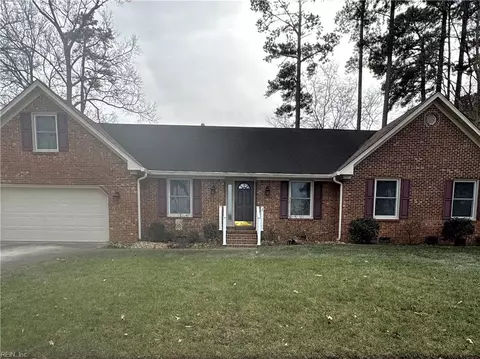 509 Country Club Blvd, Chesapeake, VA 23322