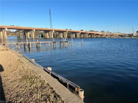 View/Area - 442 E Pembroke Ave, Hampton, VA 23669 photo 3 of 3