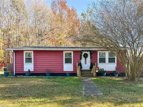 301 Leigh Rd, Yorktown, VA 23690