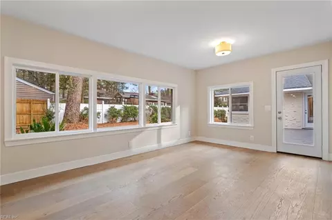 1440 Harmott Ave, Norfolk, VA 23509 photo 15