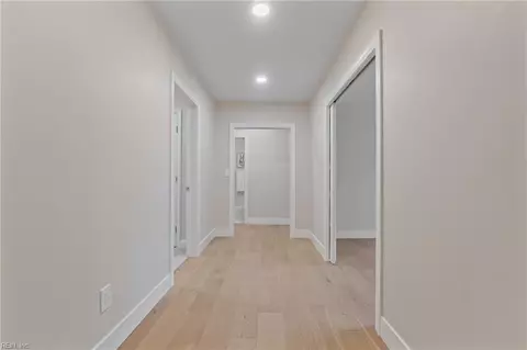 1440 Harmott Ave, Norfolk, VA 23509 photo 35