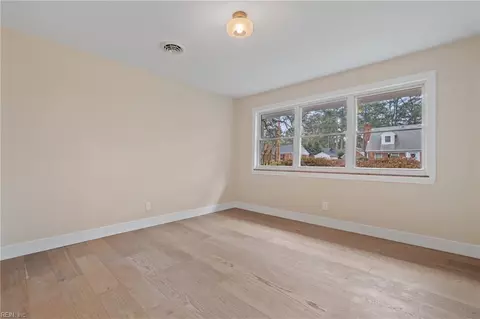 1440 Harmott Ave, Norfolk, VA 23509 photo 18