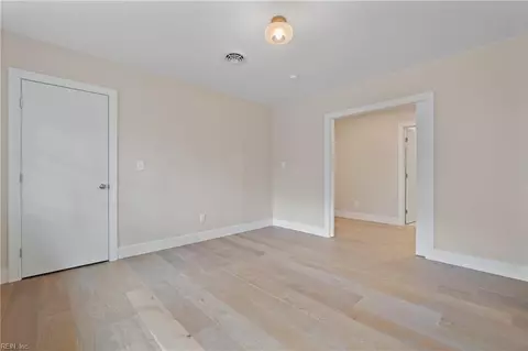 1440 Harmott Ave, Norfolk, VA 23509 photo 25