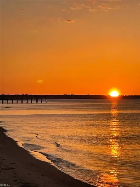 View/Area - 2301 Breakers Ct, Virginia Beach, VA 23451 photo 1 of 2