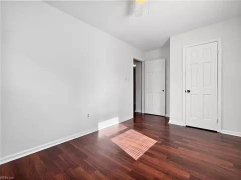 Bedroom - 2301 Breakers Ct, Virginia Beach, VA 23451 photo 5 of 6