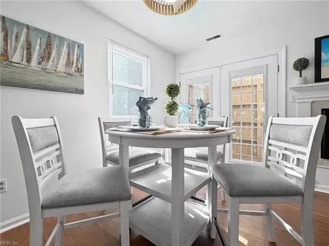 Dining - 2301 Breakers Ct, Virginia Beach, VA 23451 photo 1 of 2