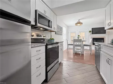 Kitchen - 2301 Breakers Ct, Virginia Beach, VA 23451 photo 1 of 2