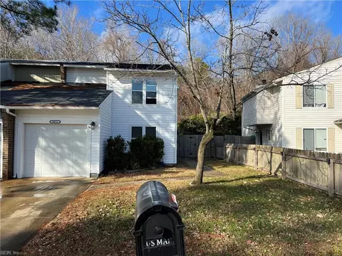 5972 Buckminister Ln, Virginia Beach, VA 23462