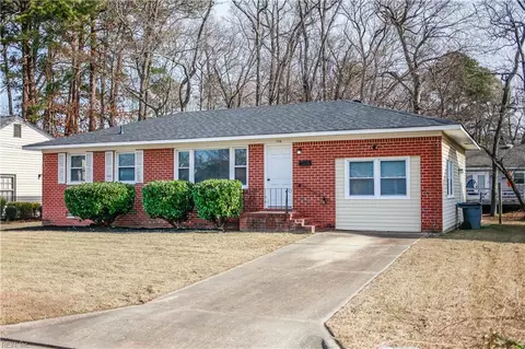 106 Janet Dr, Hampton, VA 23666