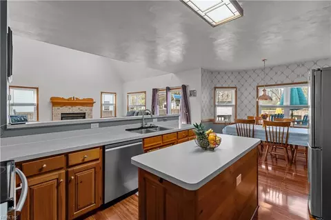Kitchen - 2310 Eagle Dr, Chesapeake, VA 23323 photo 4 of 6