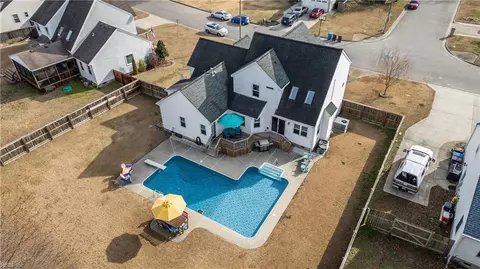 View/Area - 2310 Eagle Dr, Chesapeake, VA 23323 photo 2 of 2