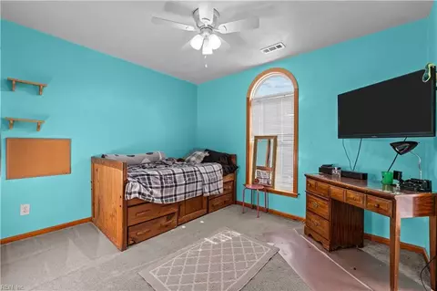 Bedroom - 2310 Eagle Dr, Chesapeake, VA 23323 photo 3 of 4