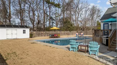 Exterior - 2310 Eagle Dr, Chesapeake, VA 23323 photo 4 of 7