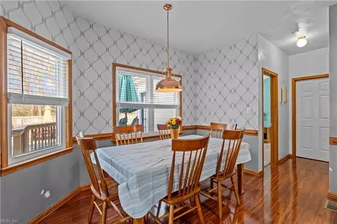 Dining - 2310 Eagle Dr, Chesapeake, VA 23323 photo 2 of 3