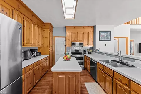 Kitchen - 2310 Eagle Dr, Chesapeake, VA 23323 photo 2 of 6