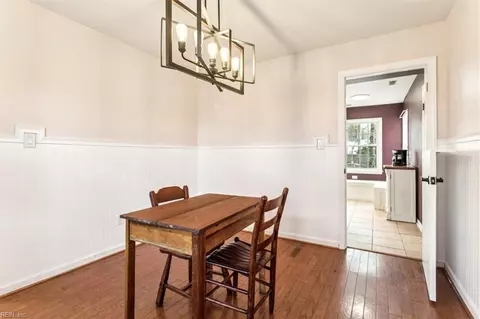 Dining - 318 Orange Plank Rd, Hampton, VA 23669 photo 3 of 3