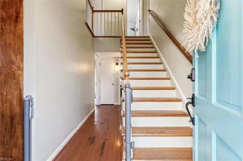 Entry Way - 318 Orange Plank Rd, Hampton, VA 23669 photo 1 of 2