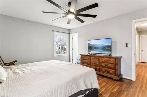 Bedroom - 318 Orange Plank Rd, Hampton, VA 23669 photo 3 of 6