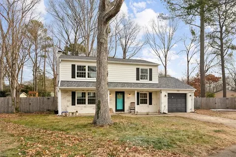 Exterior - 318 Orange Plank Rd, Hampton, VA 23669 photo 2 of 11