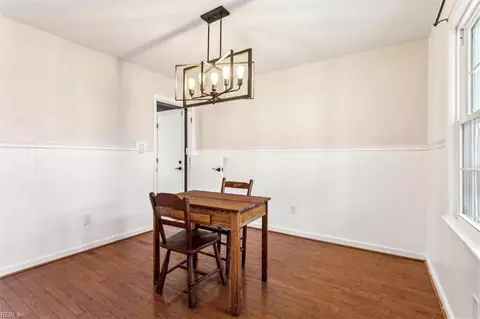Dining - 318 Orange Plank Rd, Hampton, VA 23669 photo 1 of 3