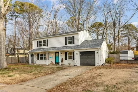 Exterior - 318 Orange Plank Rd, Hampton, VA 23669 photo 3 of 11