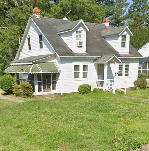 308 Stonewall St, Franklin, VA 23851