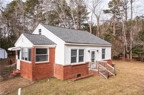 7049 Crittenden Rd, Suffolk, VA 23432