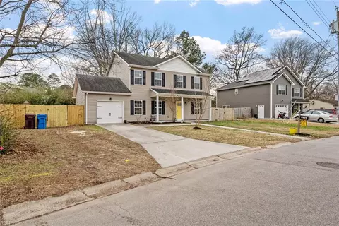 1439 Salton Dr, Chesapeake, VA 23325