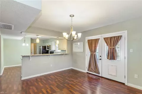 3301 Pershing Ct, Hampton, VA 23666 photo 7