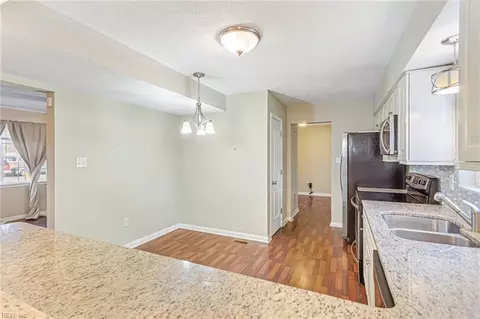 3301 Pershing Ct, Hampton, VA 23666 photo 12