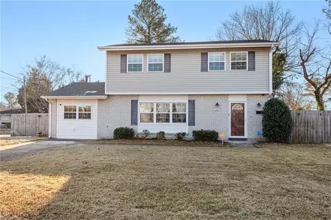 3301 Pershing Ct, Hampton, VA 23666