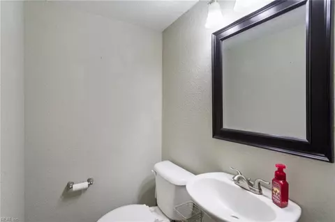 3301 Pershing Ct, Hampton, VA 23666 photo 15