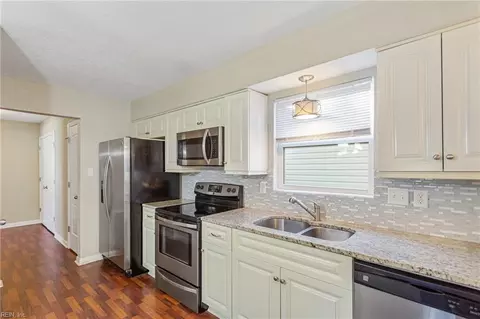 3301 Pershing Ct, Hampton, VA 23666 photo 13