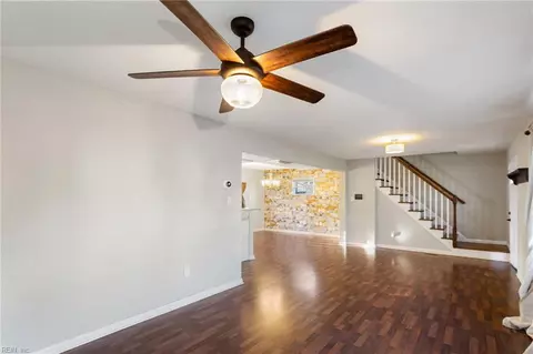 3301 Pershing Ct, Hampton, VA 23666 photo 5