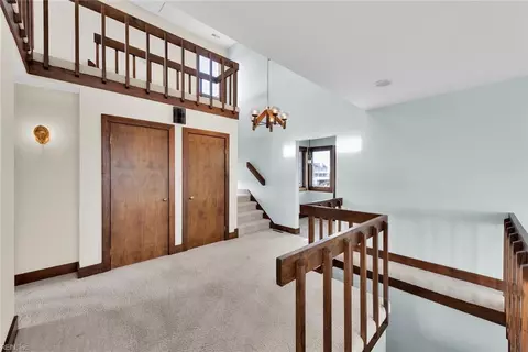 Entry Way - 15 Thimble Shoals Ct, Hampton, VA 23664 photo 3 of 9