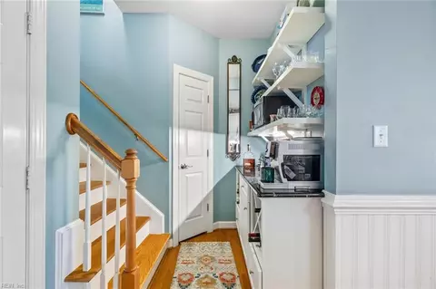 3801 E Ocean Ave, Norfolk, VA 23518 photo 13
