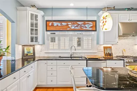 3801 E Ocean Ave, Norfolk, VA 23518 photo 10